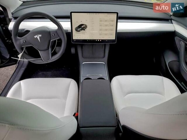 Сірий Тесла Модель 3, об'ємом двигуна 0 л та пробігом 24 тис. км за 7600 $, фото 9 на Automoto.ua