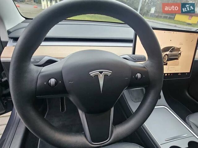 Серый Тесла Модель 3, объемом двигателя 0 л и пробегом 39 тыс. км за 22550 $, фото 39 на Automoto.ua