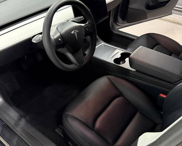 Сірий Тесла Модель 3, об'ємом двигуна 0 л та пробігом 39 тис. км за 21490 $, фото 7 на Automoto.ua
