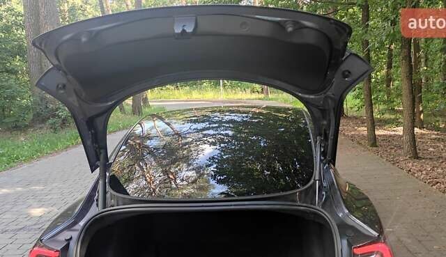 Сірий Тесла Модель 3, об'ємом двигуна 0 л та пробігом 18 тис. км за 26000 $, фото 6 на Automoto.ua