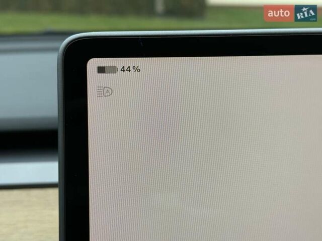 Сірий Тесла Модель 3, об'ємом двигуна 0 л та пробігом 44 тис. км за 20499 $, фото 88 на Automoto.ua