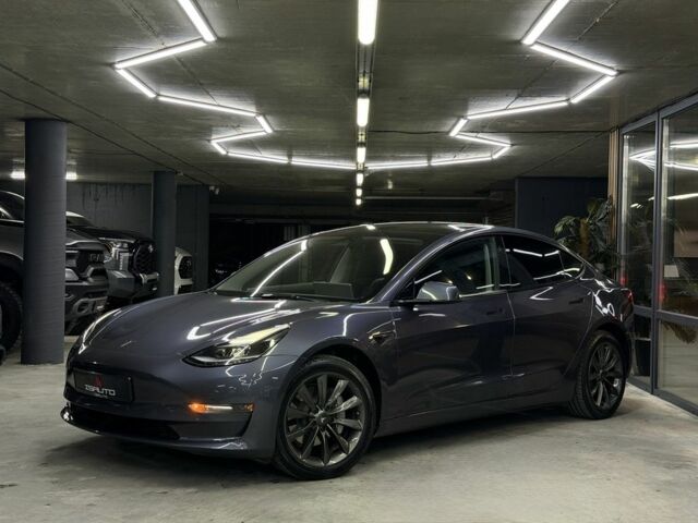 Сірий Тесла Модель 3, об'ємом двигуна 0 л та пробігом 88 тис. км за 20900 $, фото 6 на Automoto.ua