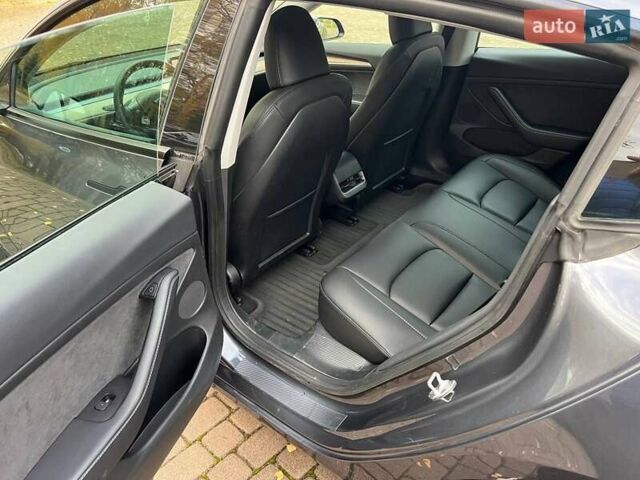 Тесла Модель 3 2023 у Вінниці на Automoto.ua Сірий Тесла Модель 3, об'ємом двигуна 0 л та пробігом 67 тис. км за 20000 $, фото 7 на Automoto.ua