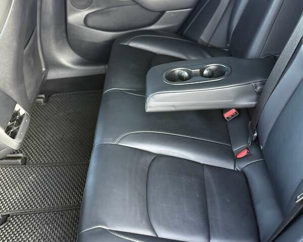 Сірий Тесла Модель 3, об'ємом двигуна 0 л та пробігом 90 тис. км за 21999 $, фото 72 на Automoto.ua