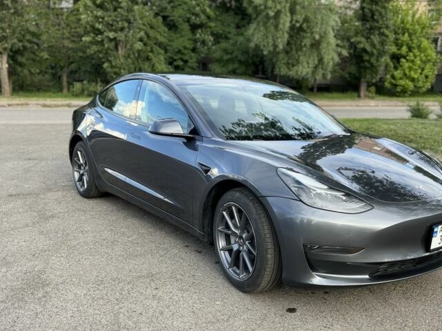 Сірий Тесла Модель 3, об'ємом двигуна 0 л та пробігом 11 тис. км за 20000 $, фото 3 на Automoto.ua