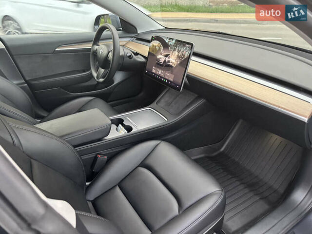 Сірий Тесла Модель 3, об'ємом двигуна 0 л та пробігом 9 тис. км за 26800 $, фото 5 на Automoto.ua