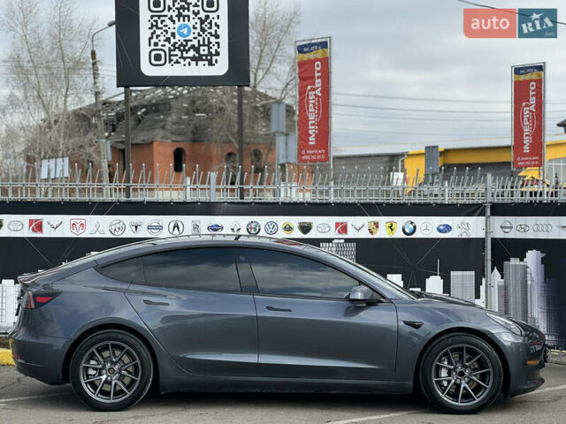 Сірий Тесла Модель 3, об'ємом двигуна 0 л та пробігом 21 тис. км за 22500 $, фото 4 на Automoto.ua