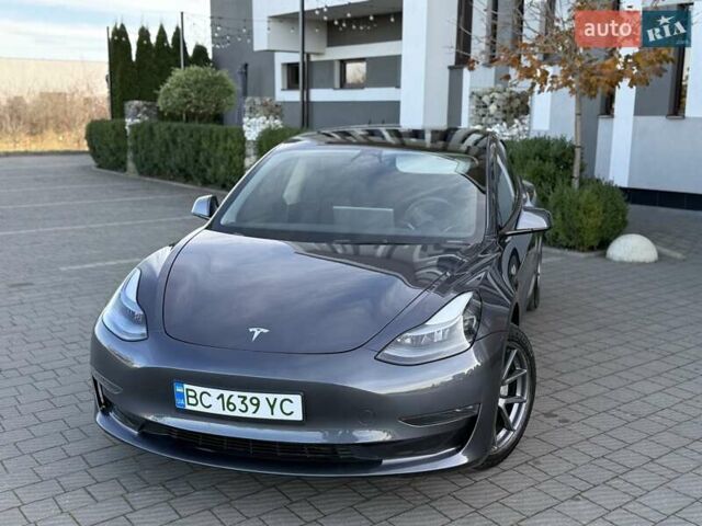 Сірий Тесла Модель 3, об'ємом двигуна 0 л та пробігом 92 тис. км за 21800 $, фото 2 на Automoto.ua