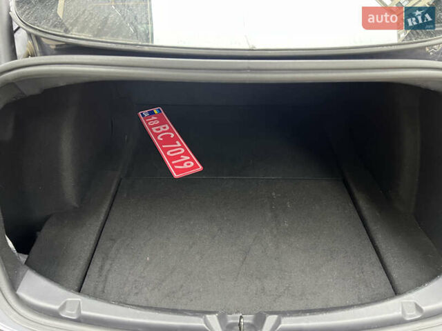 Серый Тесла Модель 3, объемом двигателя 0 л и пробегом 130 тыс. км за 22500 $, фото 13 на Automoto.ua