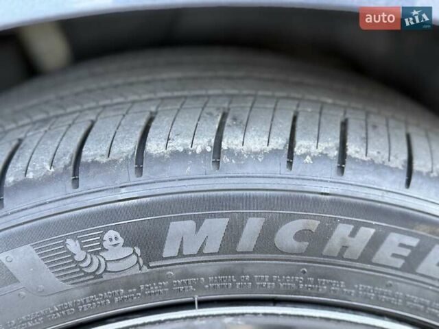 Сірий Тесла Модель 3, об'ємом двигуна 0 л та пробігом 90 тис. км за 21999 $, фото 13 на Automoto.ua