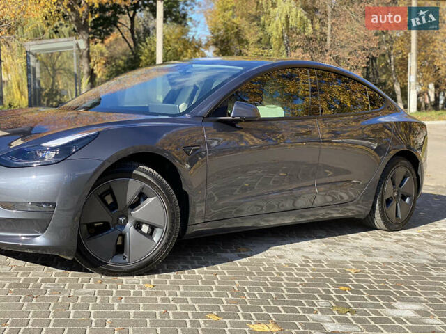 Тесла Модель 3 2023 у Івано-Франківську на Automoto.ua Сірий Тесла Модель 3, об'ємом двигуна 0 л та пробігом 55 тис. км за 20000 $, фото 4 на Automoto.ua