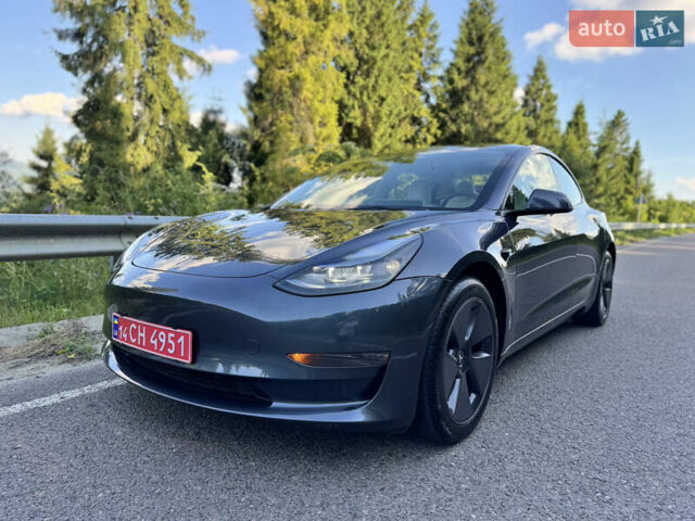 Серый Тесла Модель 3, объемом двигателя 0 л и пробегом 40 тыс. км за 24500 $, фото 7 на Automoto.ua