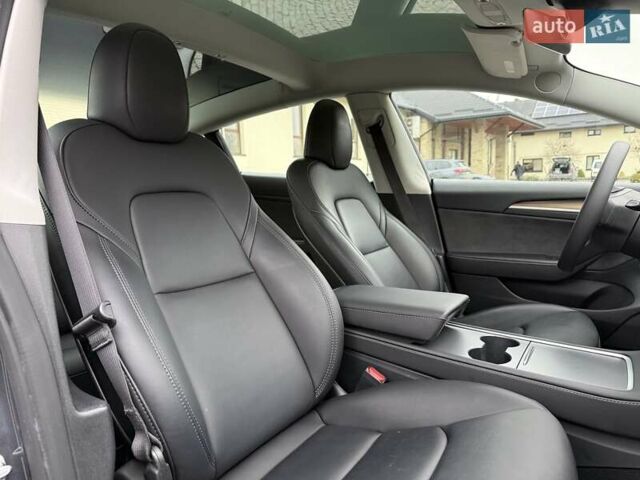 Сірий Тесла Модель 3, об'ємом двигуна 0 л та пробігом 44 тис. км за 20499 $, фото 70 на Automoto.ua