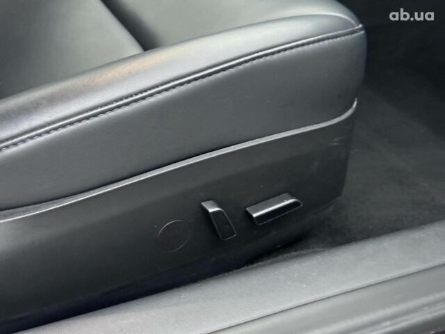 Серый Тесла Модель 3, объемом двигателя 0 л и пробегом 39 тыс. км за 23290 $, фото 24 на Automoto.ua