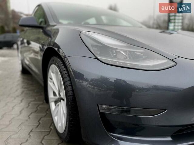 Сірий Тесла Модель 3, об'ємом двигуна 0 л та пробігом 59 тис. км за 23000 $, фото 9 на Automoto.ua