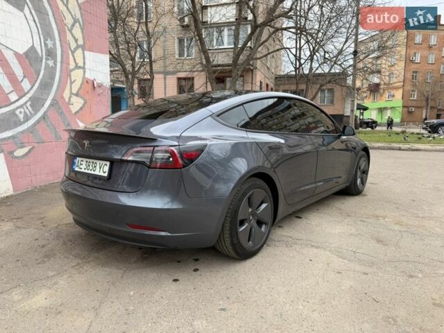 Серый Тесла Модель 3, объемом двигателя 0 л и пробегом 23 тыс. км за 21800 $, фото 11 на Automoto.ua