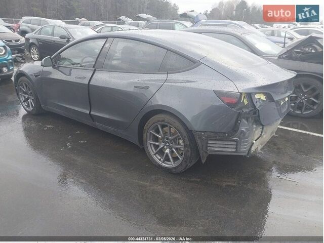 Серый Тесла Модель 3, объемом двигателя 0 л и пробегом 123 тыс. км за 14999 $, фото 2 на Automoto.ua
