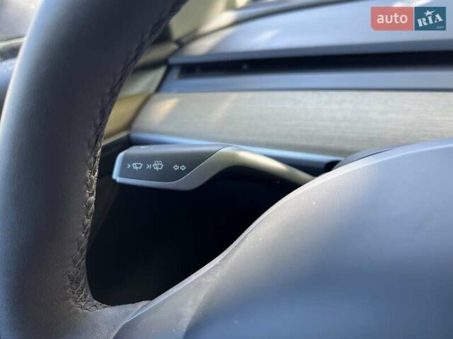 Серый Тесла Модель 3, объемом двигателя 0 л и пробегом 19 тыс. км за 24999 $, фото 14 на Automoto.ua