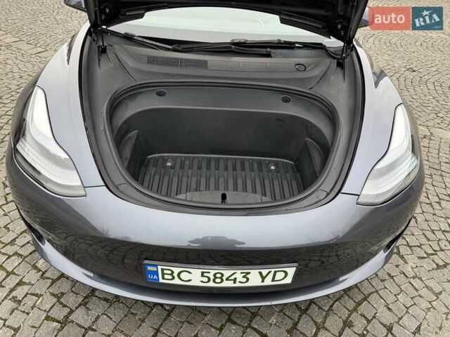 Сірий Тесла Модель 3, об'ємом двигуна 0 л та пробігом 44 тис. км за 20499 $, фото 41 на Automoto.ua