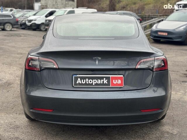 Серый Тесла Модель 3, объемом двигателя 0 л и пробегом 39 тыс. км за 23290 $, фото 6 на Automoto.ua