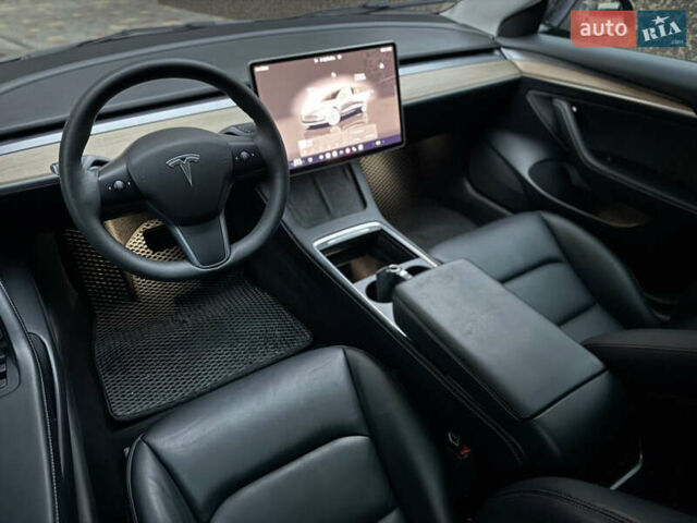 Сірий Тесла Модель 3, об'ємом двигуна 0 л та пробігом 28 тис. км за 23900 $, фото 29 на Automoto.ua