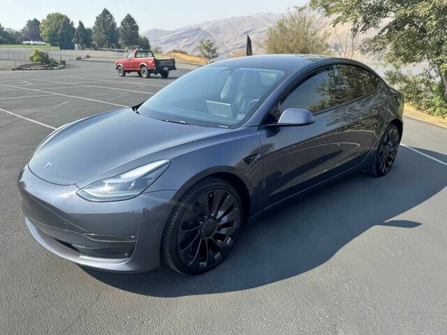 Сірий Тесла Модель 3, об'ємом двигуна 0 л та пробігом 14 тис. км за 13000 $, фото 3 на Automoto.ua