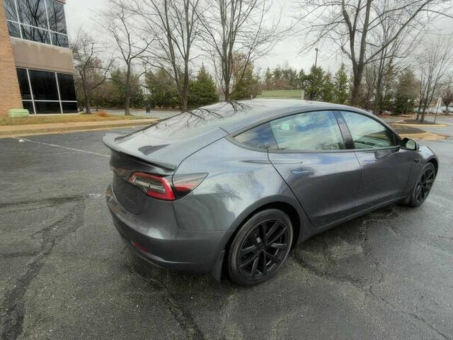 Серый Тесла Модель 3, объемом двигателя 0 л и пробегом 29 тыс. км за 10400 $, фото 6 на Automoto.ua