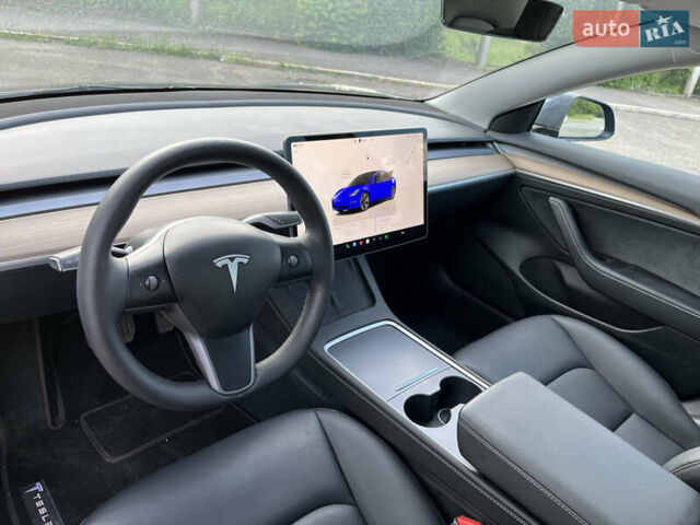 Серый Тесла Модель 3, объемом двигателя 0 л и пробегом 10 тыс. км за 20400 $, фото 10 на Automoto.ua