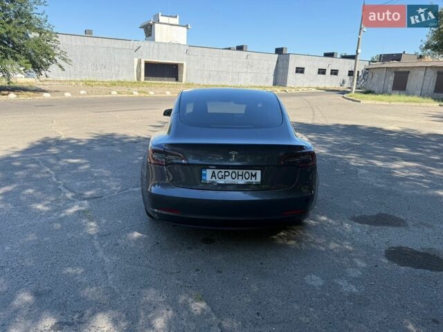 Сірий Тесла Модель 3, об'ємом двигуна 0 л та пробігом 15 тис. км за 24200 $, фото 2 на Automoto.ua