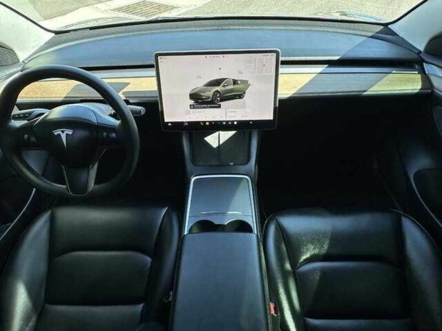 Сірий Тесла Модель 3, об'ємом двигуна 0 л та пробігом 21 тис. км за 8600 $, фото 5 на Automoto.ua