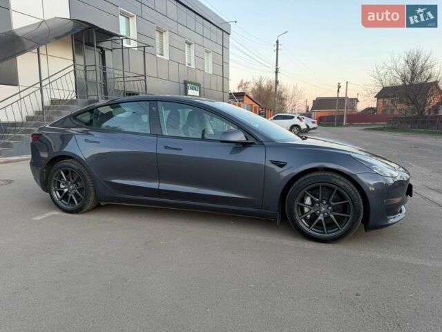 Серый Тесла Модель 3, объемом двигателя 0 л и пробегом 36 тыс. км за 23900 $, фото 12 на Automoto.ua