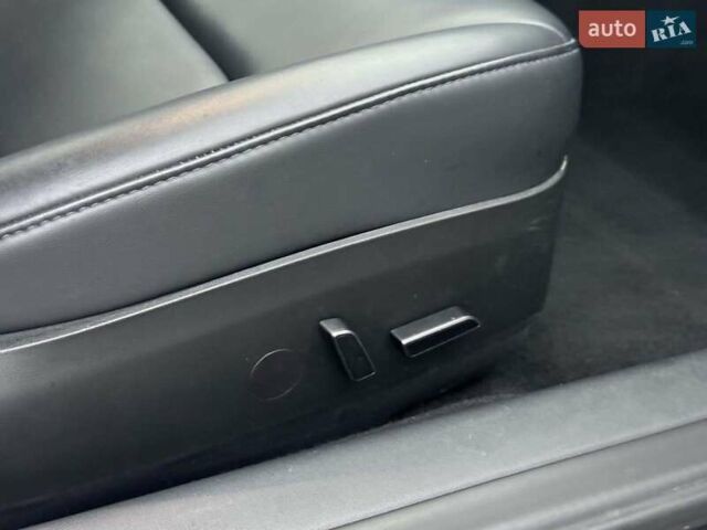 Серый Тесла Модель 3, объемом двигателя 0 л и пробегом 39 тыс. км за 23290 $, фото 25 на Automoto.ua