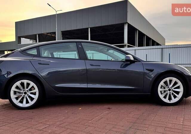 Сірий Тесла Модель 3, об'ємом двигуна 0 л та пробігом 16 тис. км за 26000 $, фото 7 на Automoto.ua
