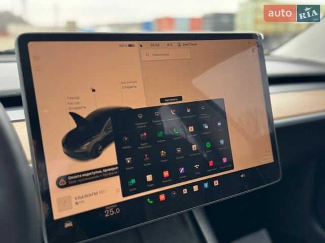 Серый Тесла Модель 3, объемом двигателя 0 л и пробегом 32 тыс. км за 21000 $, фото 30 на Automoto.ua