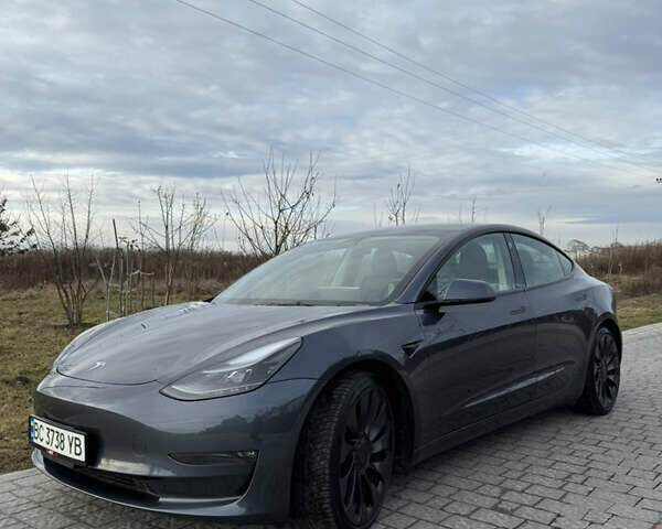 Сірий Тесла Модель 3, об'ємом двигуна 0 л та пробігом 22 тис. км за 28499 $, фото 1 на Automoto.ua