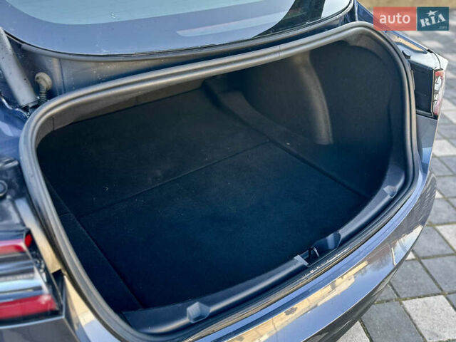 Серый Тесла Модель 3, объемом двигателя 0 л и пробегом 69 тыс. км за 18999 $, фото 44 на Automoto.ua