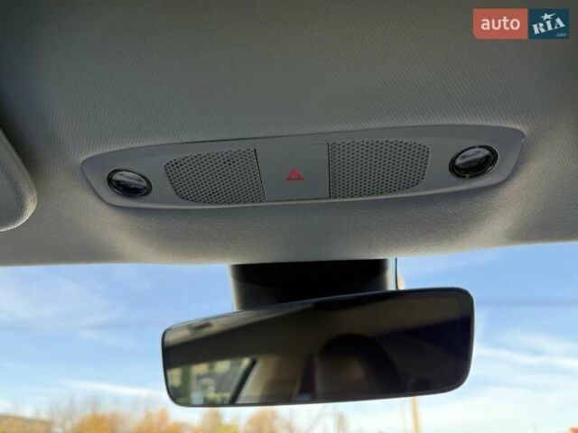 Сірий Тесла Модель 3, об'ємом двигуна 0 л та пробігом 90 тис. км за 21999 $, фото 99 на Automoto.ua