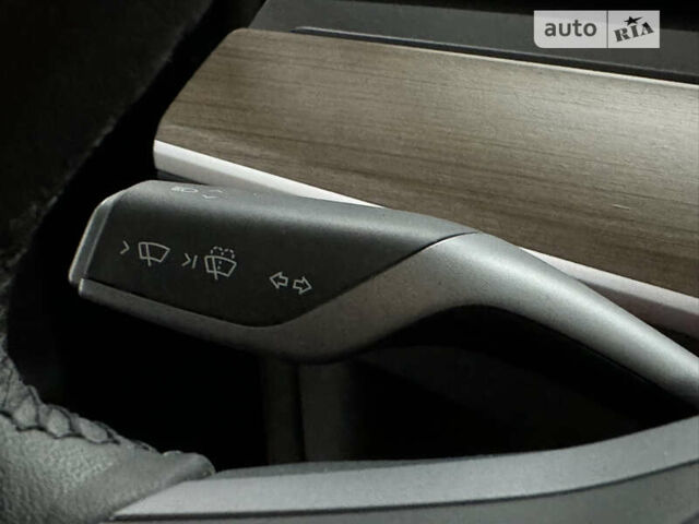 Сірий Тесла Модель 3, об'ємом двигуна 0 л та пробігом 35 тис. км за 29400 $, фото 28 на Automoto.ua