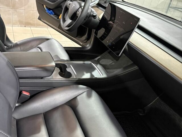 Сірий Тесла Модель 3, об'ємом двигуна 0 л та пробігом 22 тис. км за 23000 $, фото 1 на Automoto.ua