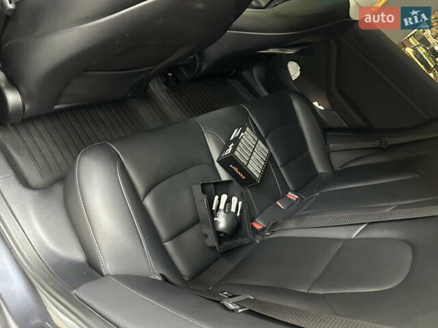 Серый Тесла Модель 3, объемом двигателя 0 л и пробегом 45 тыс. км за 24400 $, фото 14 на Automoto.ua