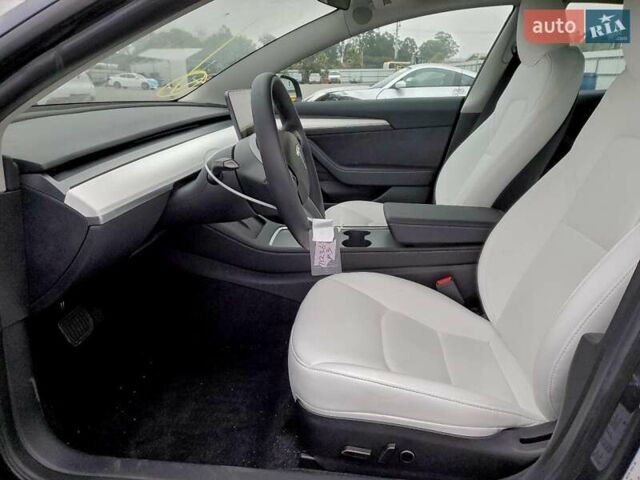 Сірий Тесла Модель 3, об'ємом двигуна 0 л та пробігом 24 тис. км за 7600 $, фото 6 на Automoto.ua