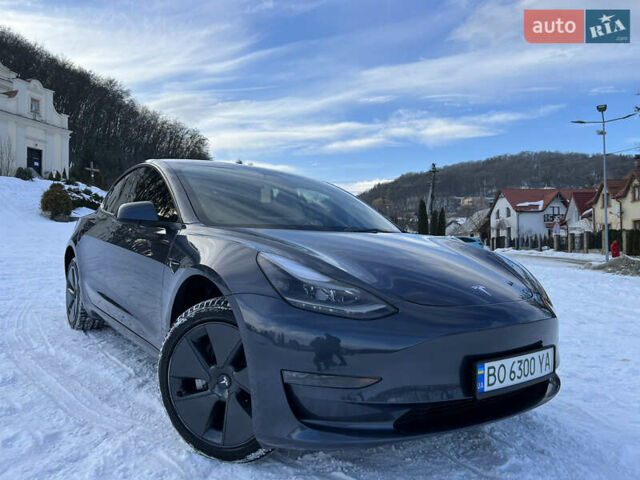Серый Тесла Модель 3, объемом двигателя 0 л и пробегом 37 тыс. км за 25500 $, фото 16 на Automoto.ua
