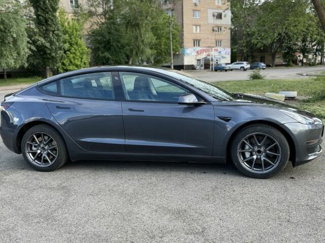 Сірий Тесла Модель 3, об'ємом двигуна 0 л та пробігом 11 тис. км за 20000 $, фото 4 на Automoto.ua