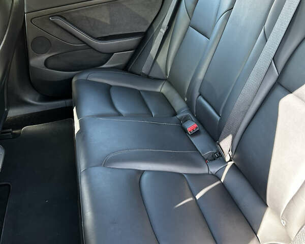 Сірий Тесла Модель 3, об'ємом двигуна 0 л та пробігом 36 тис. км за 20700 $, фото 12 на Automoto.ua