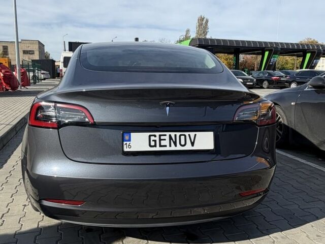 Серый Тесла Модель 3, объемом двигателя 0 л и пробегом 40 тыс. км за 19600 $, фото 7 на Automoto.ua