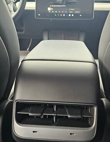 Сірий Тесла Модель 3, об'ємом двигуна 0 л та пробігом 81 тис. км за 22899 $, фото 45 на Automoto.ua