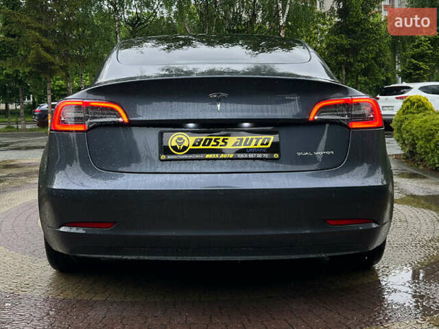 Сірий Тесла Модель 3, об'ємом двигуна 0 л та пробігом 17 тис. км за 26999 $, фото 5 на Automoto.ua