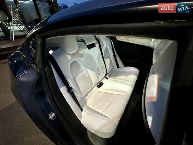 Сірий Тесла Модель 3, об'ємом двигуна 0 л та пробігом 28 тис. км за 26999 $, фото 42 на Automoto.ua