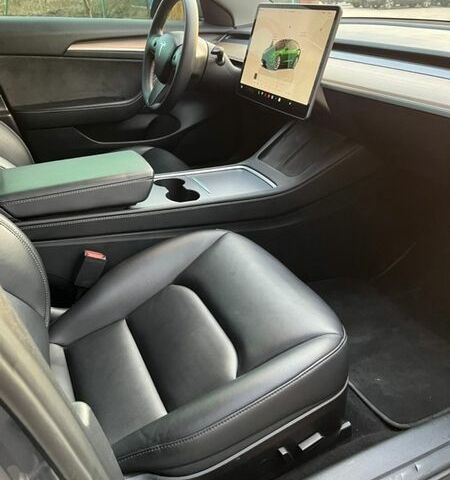 Сірий Тесла Модель 3, об'ємом двигуна 0 л та пробігом 60 тис. км за 22599 $, фото 33 на Automoto.ua