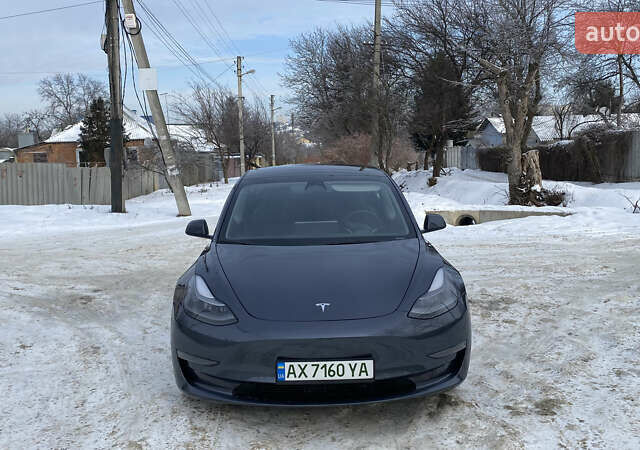 Серый Тесла Модель 3, объемом двигателя 0 л и пробегом 46 тыс. км за 18500 $, фото 1 на Automoto.ua